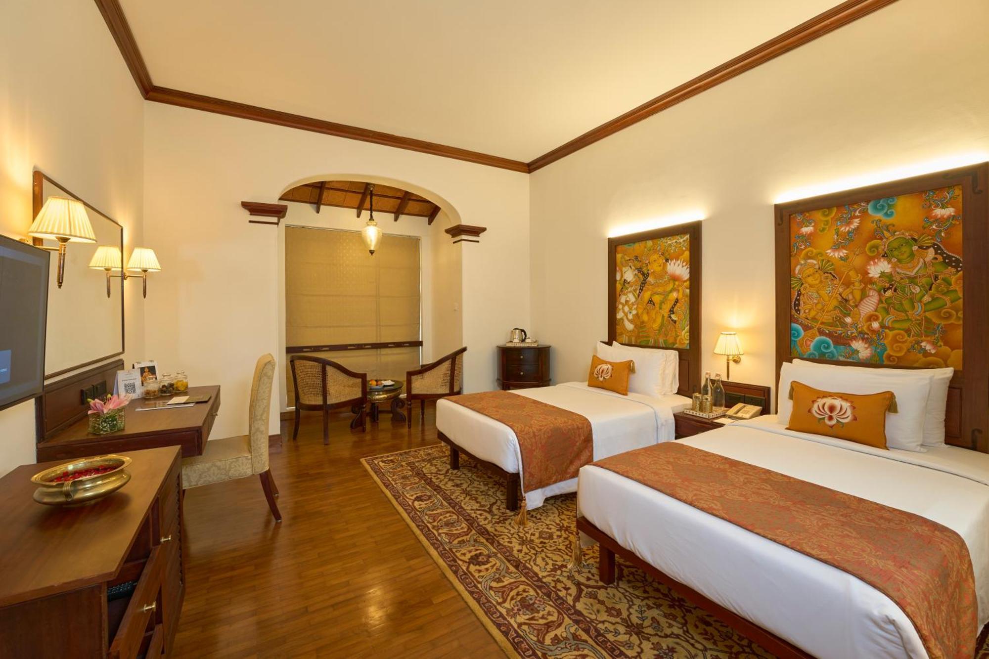 The Leela Ashtamudi, A Raviz Hotel Kollam Ngoại thất bức ảnh A room at the Imperial